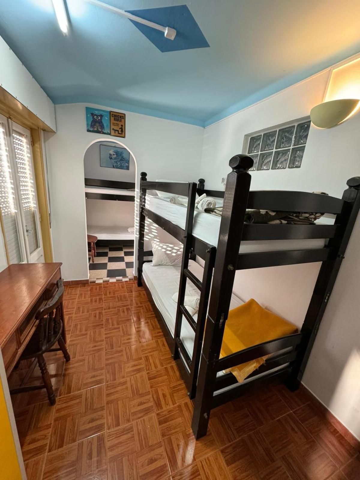 Lagos Central Hostel エクステリア 写真