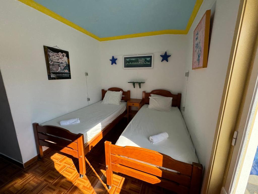 Lagos Central Hostel エクステリア 写真