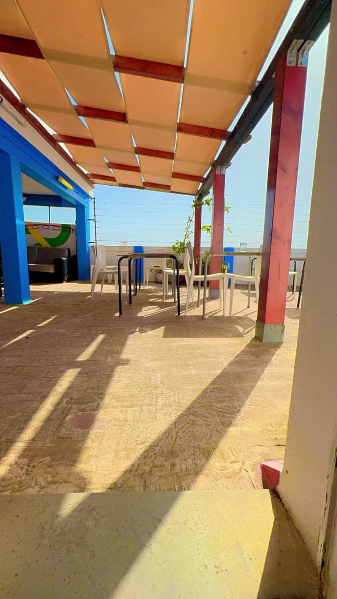 Lagos Central Hostel エクステリア 写真