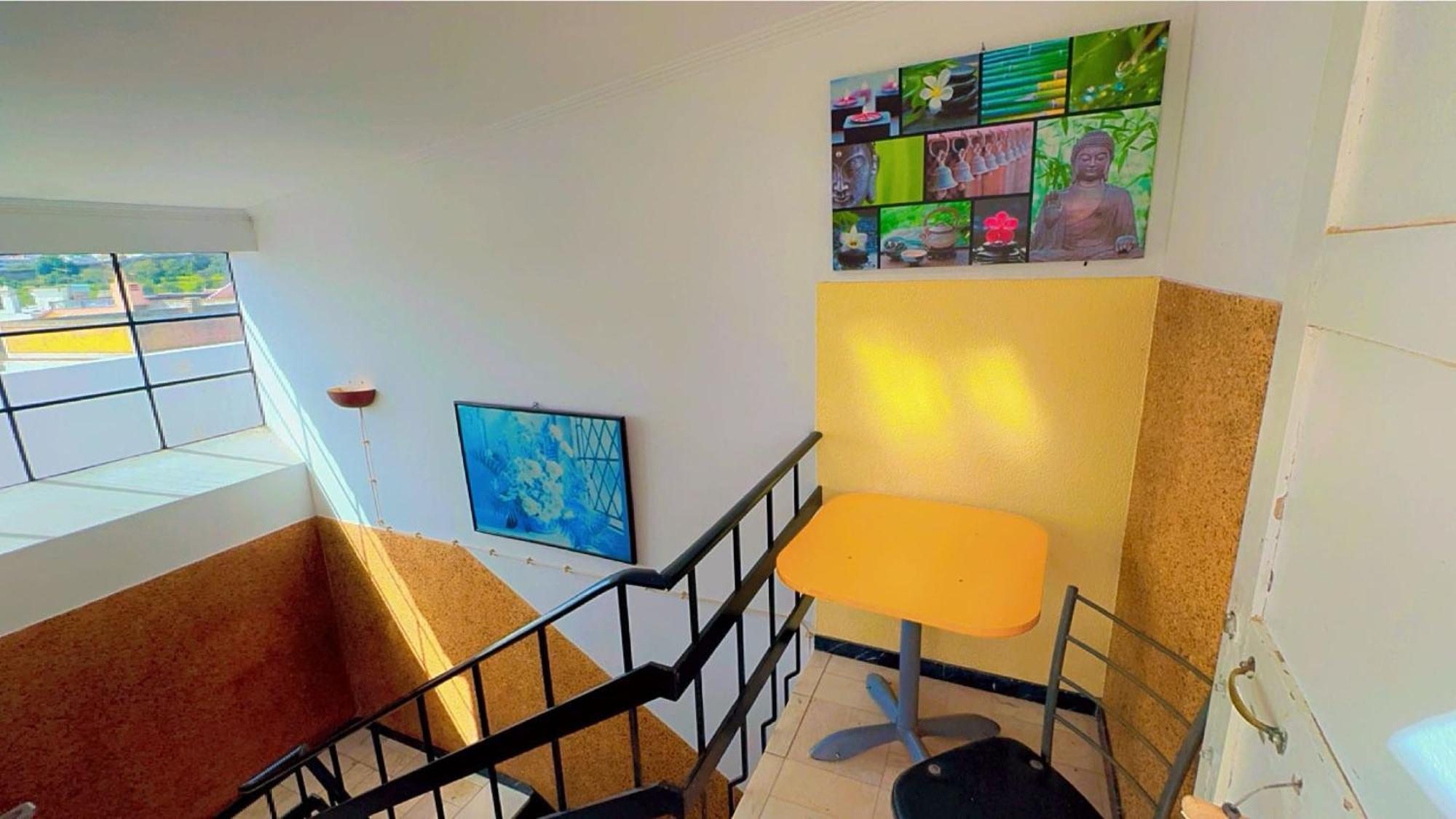Lagos Central Hostel エクステリア 写真