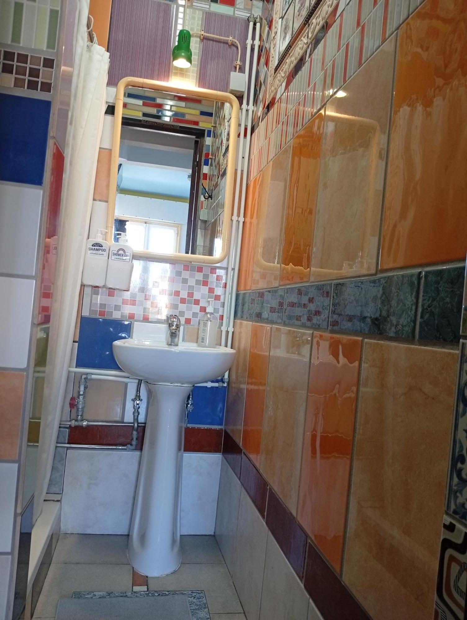 Lagos Central Hostel エクステリア 写真